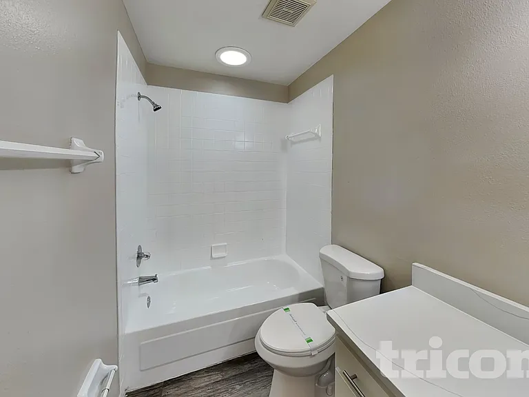 947 Sandywood Dr — Photo 8