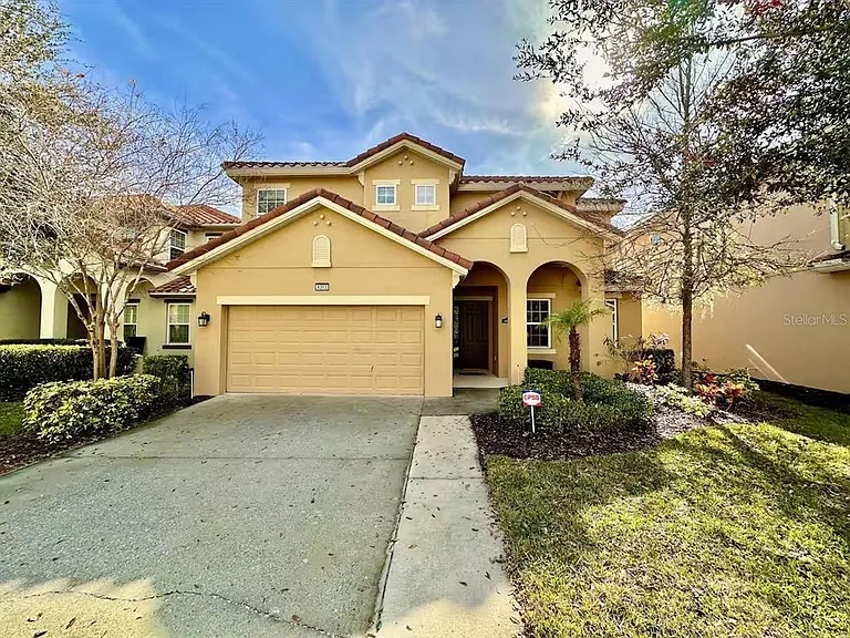 4353 Acorn Ct — Photo 1