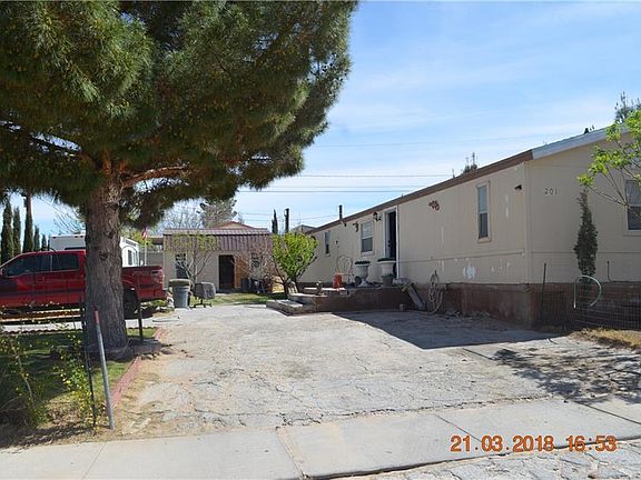 3rd image of 201 Sabine Dr