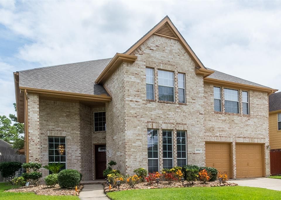 1st image of 18514 Falcon Crest Dr
