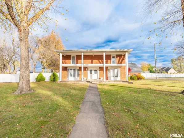 121 S Shawgo Ave, Havana, IL 62644