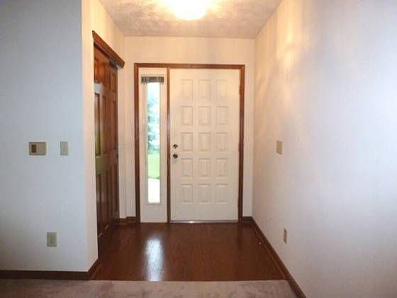 1st image of 2509 S Park Ln