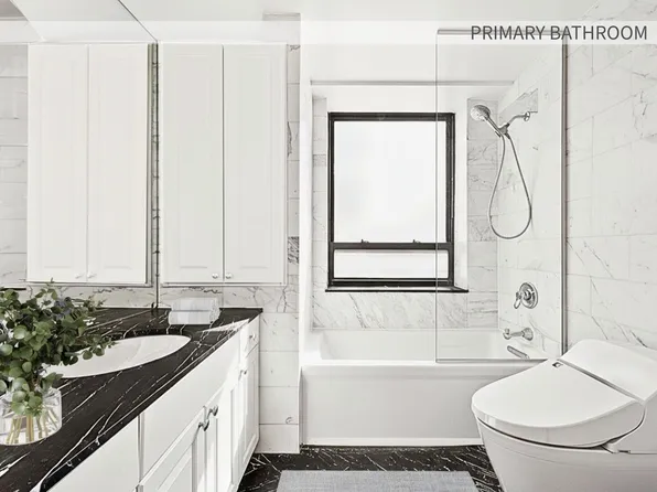 240 East 47th Street image 8 of 19