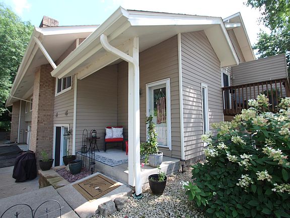 3rd image of 5304 Yorktown Ln N