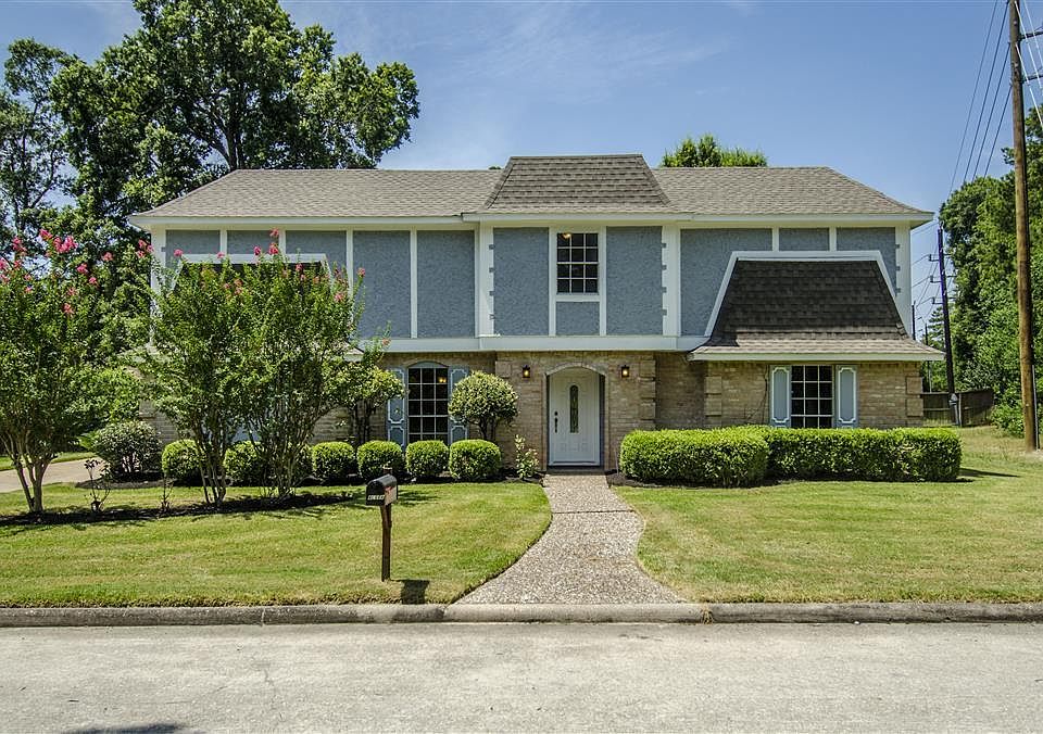 1st image of 20311 Pinehurst Trail Dr