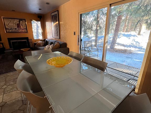 DINING with outdoor deck access