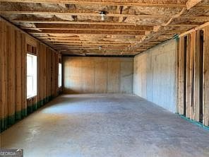 4th image of 3972 Golden Gate Way