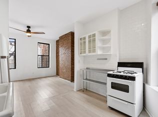 349 W 44th St APT 5RE, New York, NY 10036