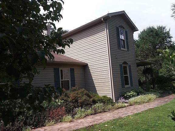 Stamped concrete walkway