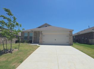 2047 Stable Ln, Aubrey, TX 76227