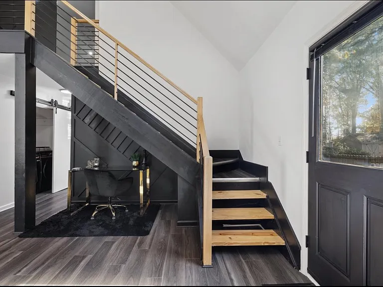2718 Omah St — Photo 25