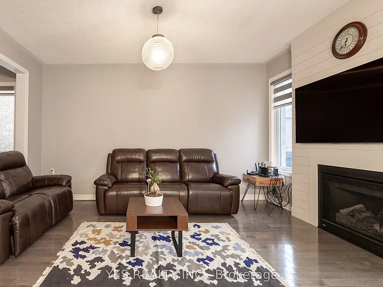 34 Newhouse Blvd — Photo 12