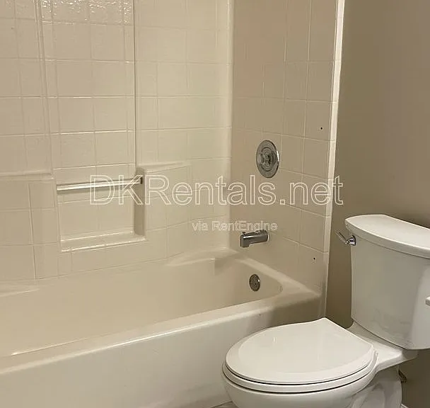 416 Carmain Ln NW — Photo 24