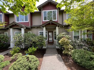 10250 NE Snoqualmie St, Hillsboro, OR 97006