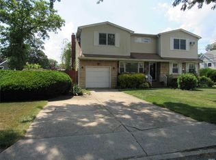 1668 Roland Ave, Wantagh, NY 11793