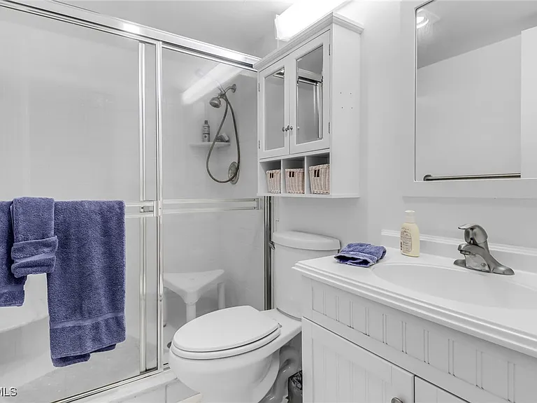 4396 Bowsprit Ct #2E — Photo 22