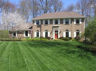 8952 Cypresspoint Ln, Cincinnati, OH 45249