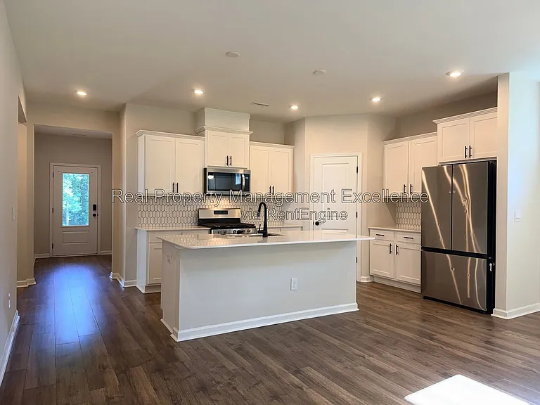 101 Brody Pine Way — Photo 6