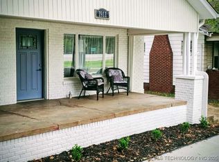1911 E 13th Pl, Tulsa, OK 74104