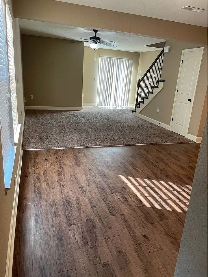 Building Photo - 526 N Foxridge Dr #1