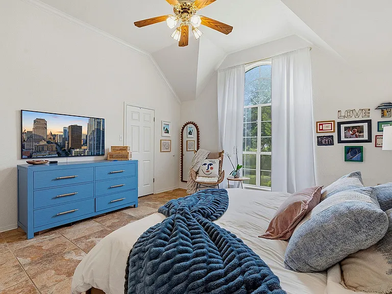 8317 Pommel Dr — Photo 17