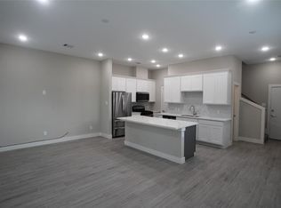 7526 McLean St, Houston, TX 77051