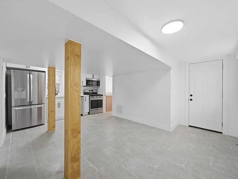 2954 N Elston Ave #G — Photo 7