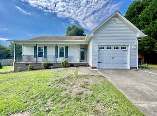 306 Kernstown Rd, Raeford, NC 28376