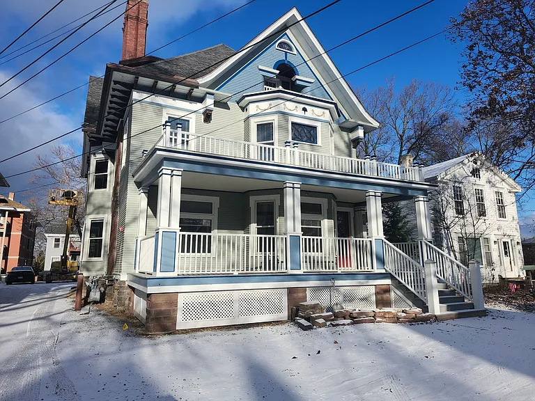 938 Spaight St — Photo 1