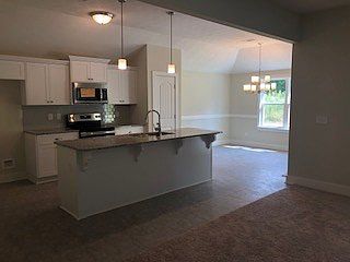 5th image of 7037 Hanford Drive