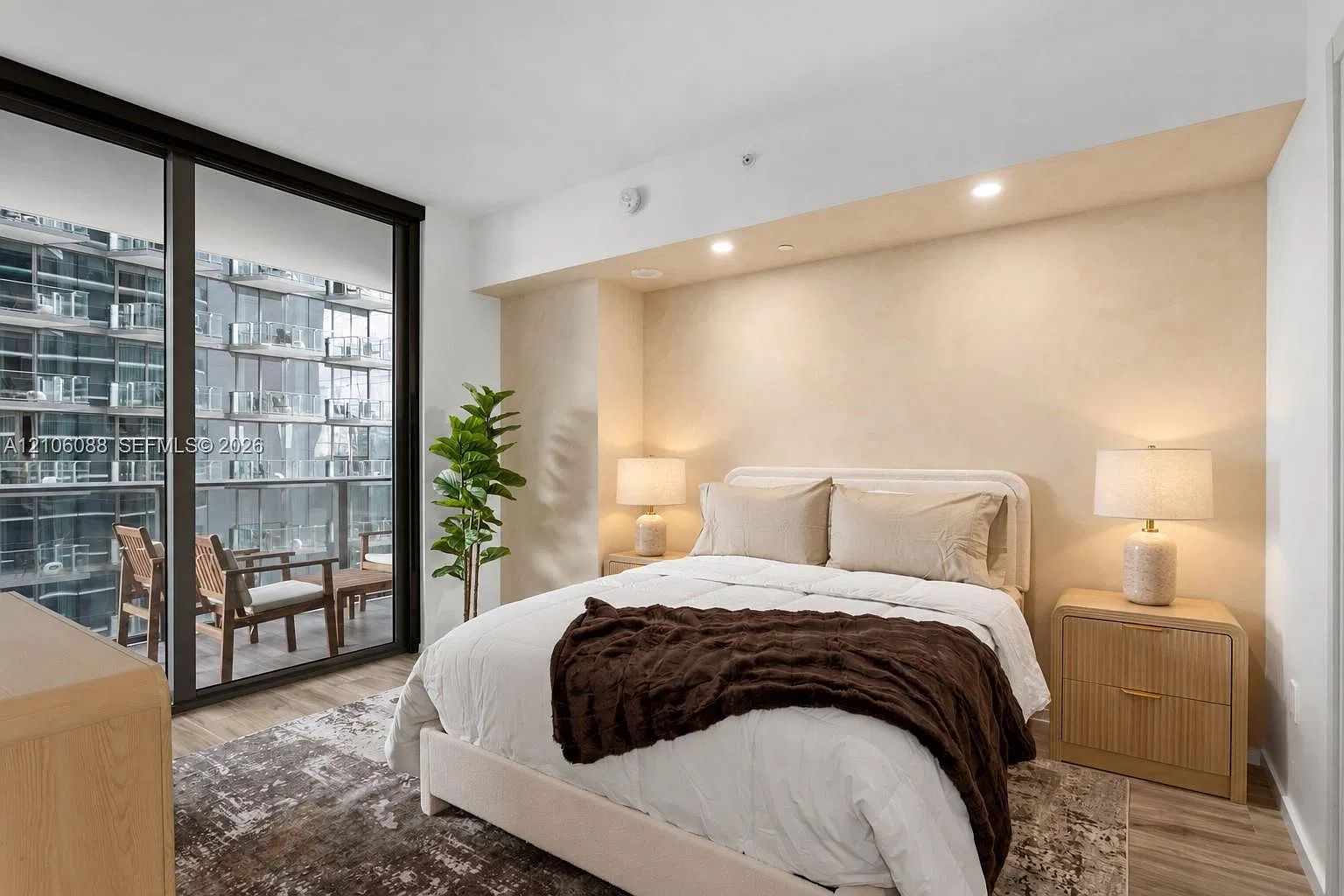 801 Sma Residences Condo — Photo 1