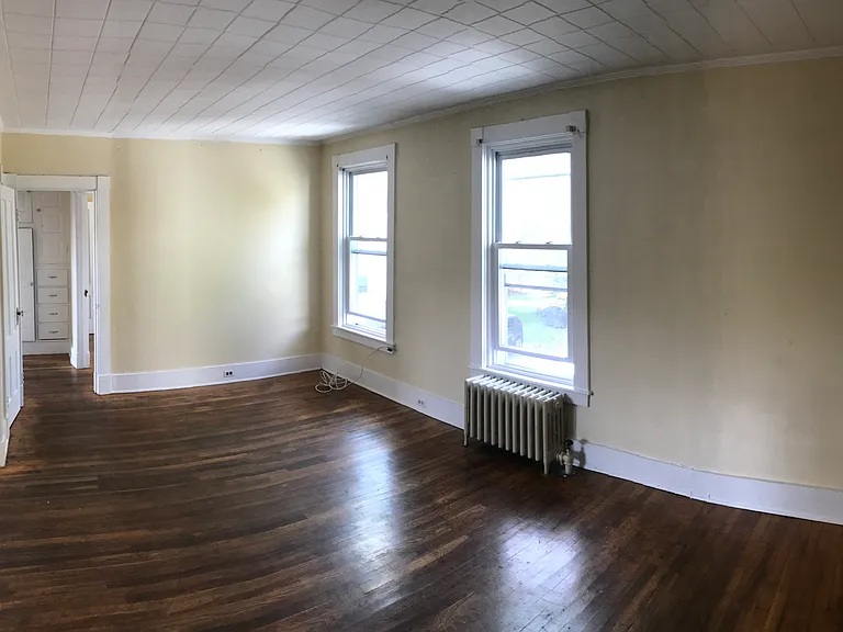 10 E Washington St — Photo 5