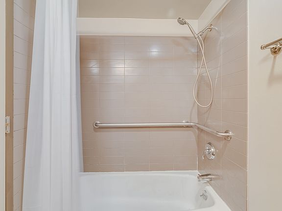 5th image of 255 SW Harrison St #21G-21G-21G