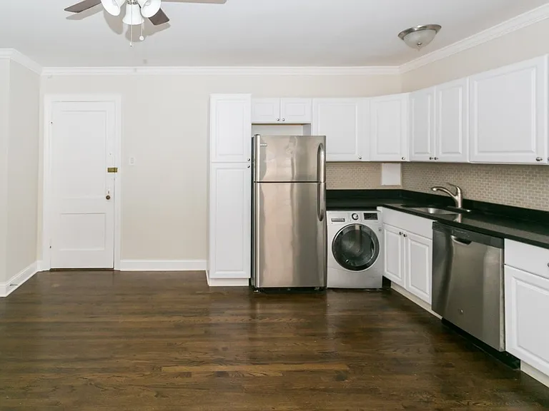 3345 N Marshfield Ave #903 — Photo 9