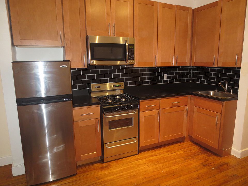 1st image of 173 Sullivan St APT 3A