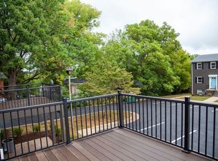 1000 Monticello Rd APT 202, Charlottesville, VA 22902