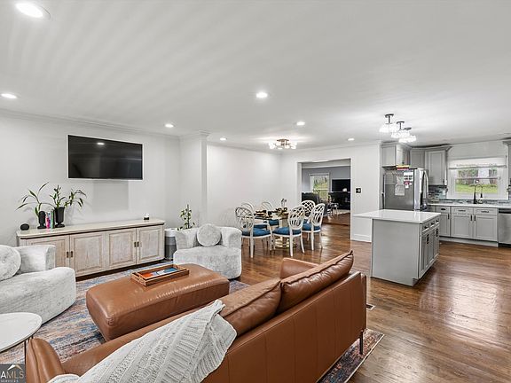 4th image of 3474 Boring Rd