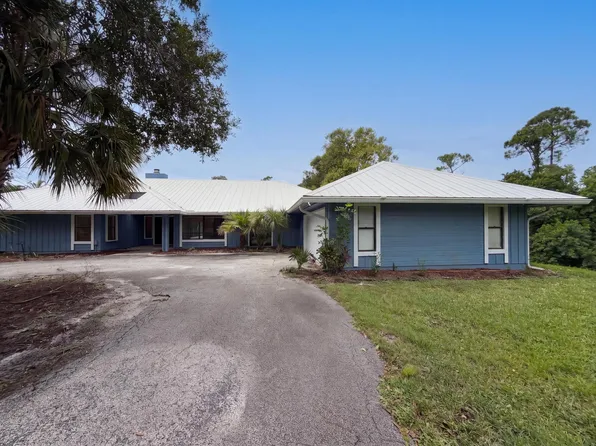 2122 SW Racquet Club Dr, Palm City, FL 34990
