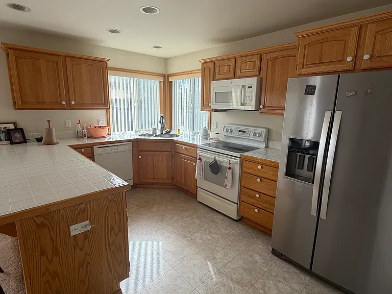 1325 23rd Street Pl NW — Photo 11