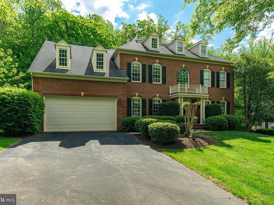 1st image of 16485 Hayes Ln