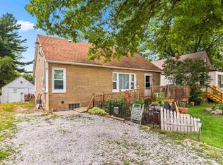 317 N Highland St, Creve Coeur, IL 61610