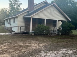 665 Columbia Road 77, Magnolia, AR 71753