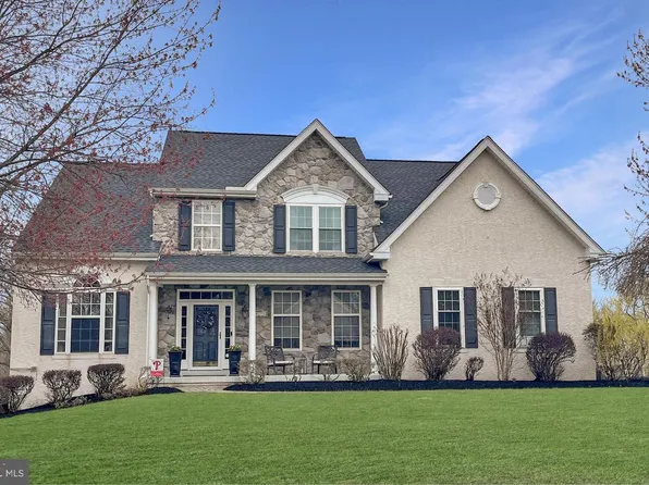 179 Picket Post Ln, Phoenixville, PA 19460