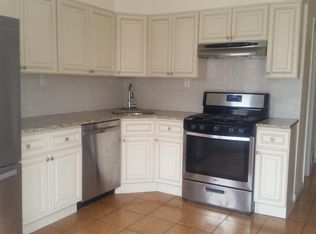 168 W 19th St #1, Bayonne, NJ 07002