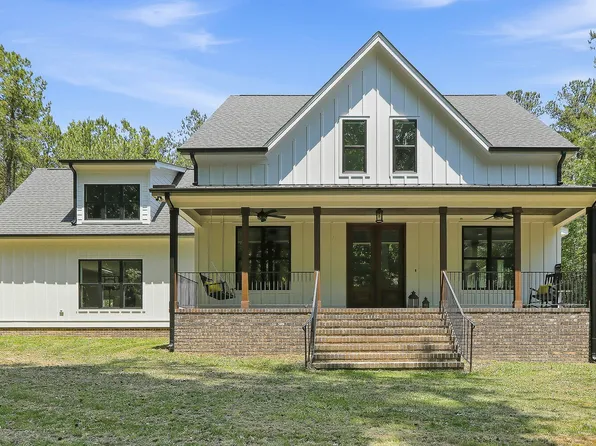 7032 Oakville Ln, New Hill, NC 27562
