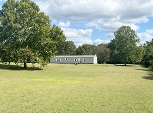 100 Rich Rd, Somerville, TN 38068