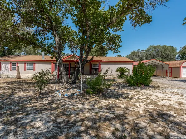 1935 Hickory Way, San Antonio, TX 78264