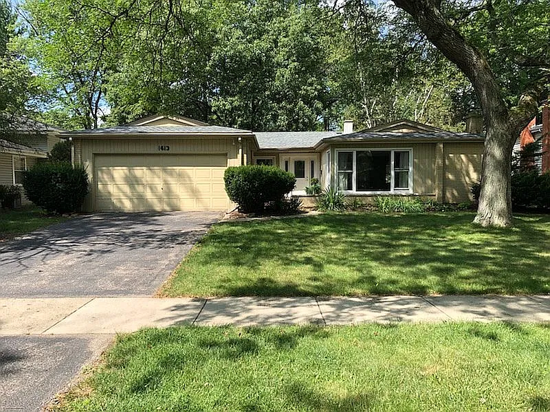 1413 Swallow St photo 1