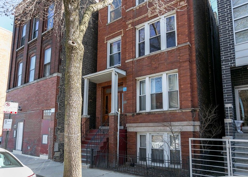 1st image of 883 N Marshfield Ave APT 2
