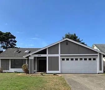 3 bed, 1400 sqft, $2,200 — Photo 1
